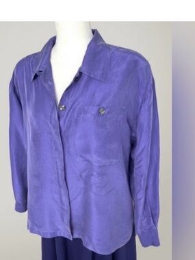 🆕 Vintage 100% Matte Silk Lavender Blouse | Classic Relaxed Button-Up | 90s